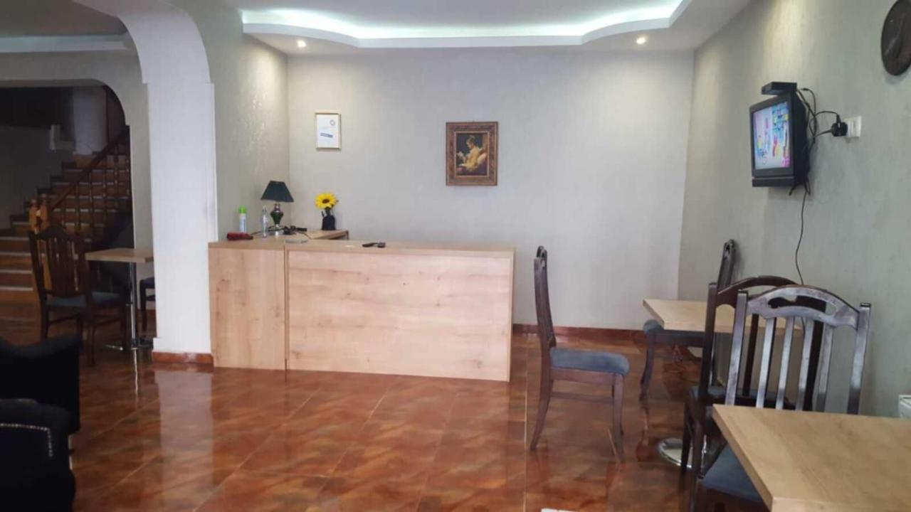 Cool Hostel Тбилиси Экстерьер фото